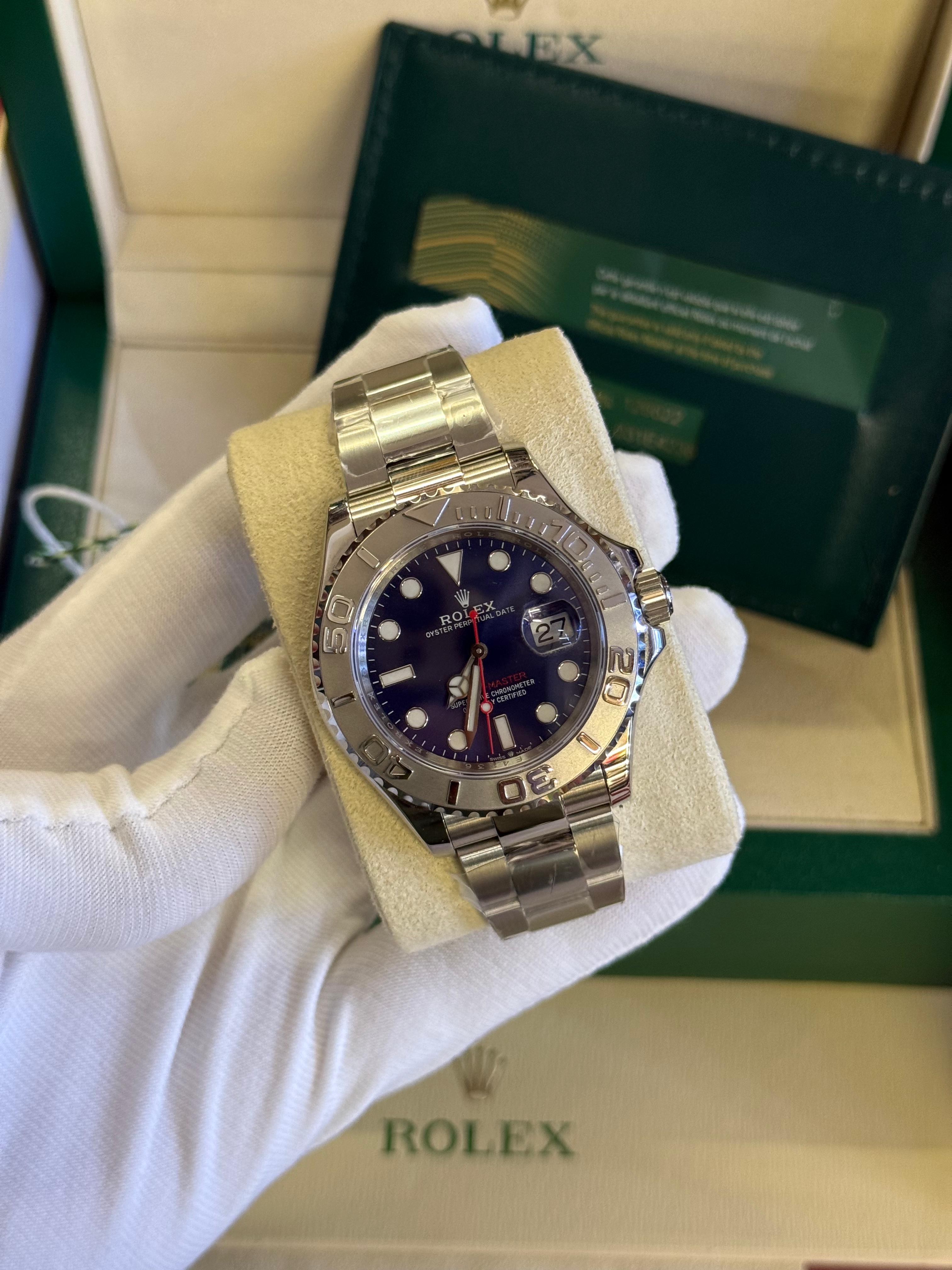 Rolex Oyster Perpetual Date ( suisse )