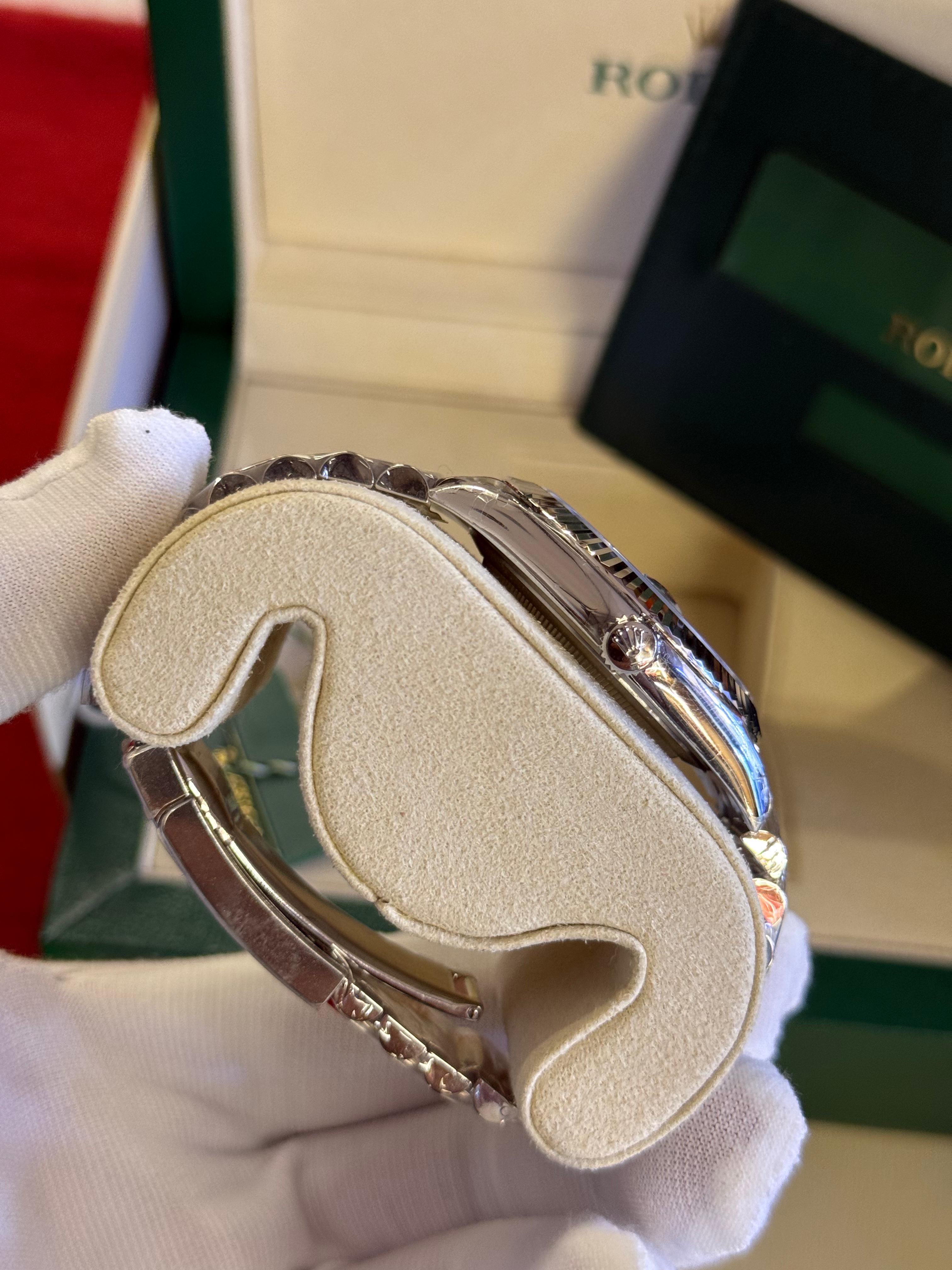 Rolex Oyster Perpetual Datejust ( suisse )