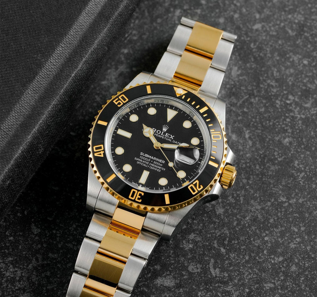 Rolex Submariner Black Yellow Glod